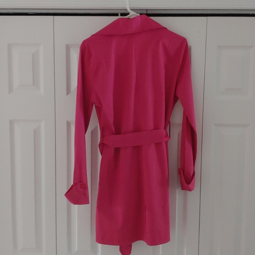 Lightweight jacket - Picture 3 of 3